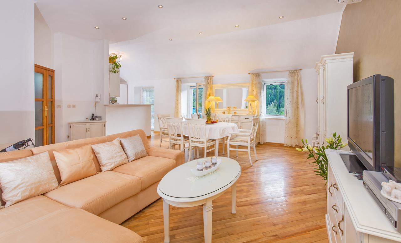 Villa Sweet Home Мокошица Экстерьер фото